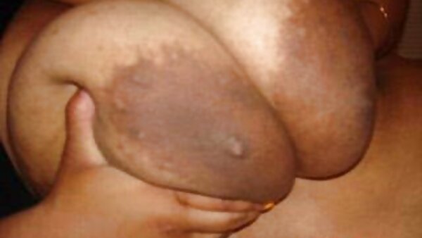 مفعم بالحيوية الحبيبة الشعر الأسود سكس اجمل بنات مترجم مع الثديين المستديرة تمتص الديك الحلو في الحمام