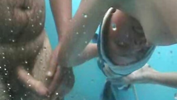 القذارة السوداء قرنية ركوب طويلة من الرجل افضل افلام السكس المترجمه الأبيض وسيم مع العاطفة