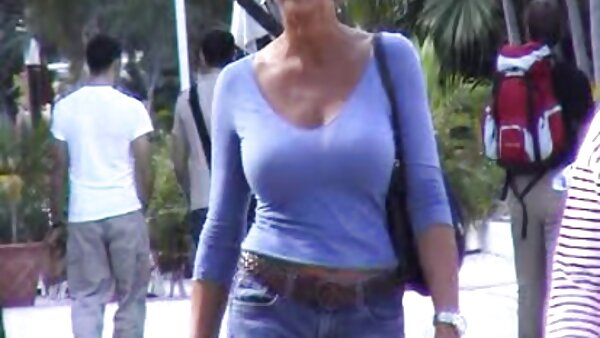 امرأة سمراء صغيرة الصدر فخ اجمل سكس امهات مترجم fingerfucks لها الساخنة كيتي بسرور كبير